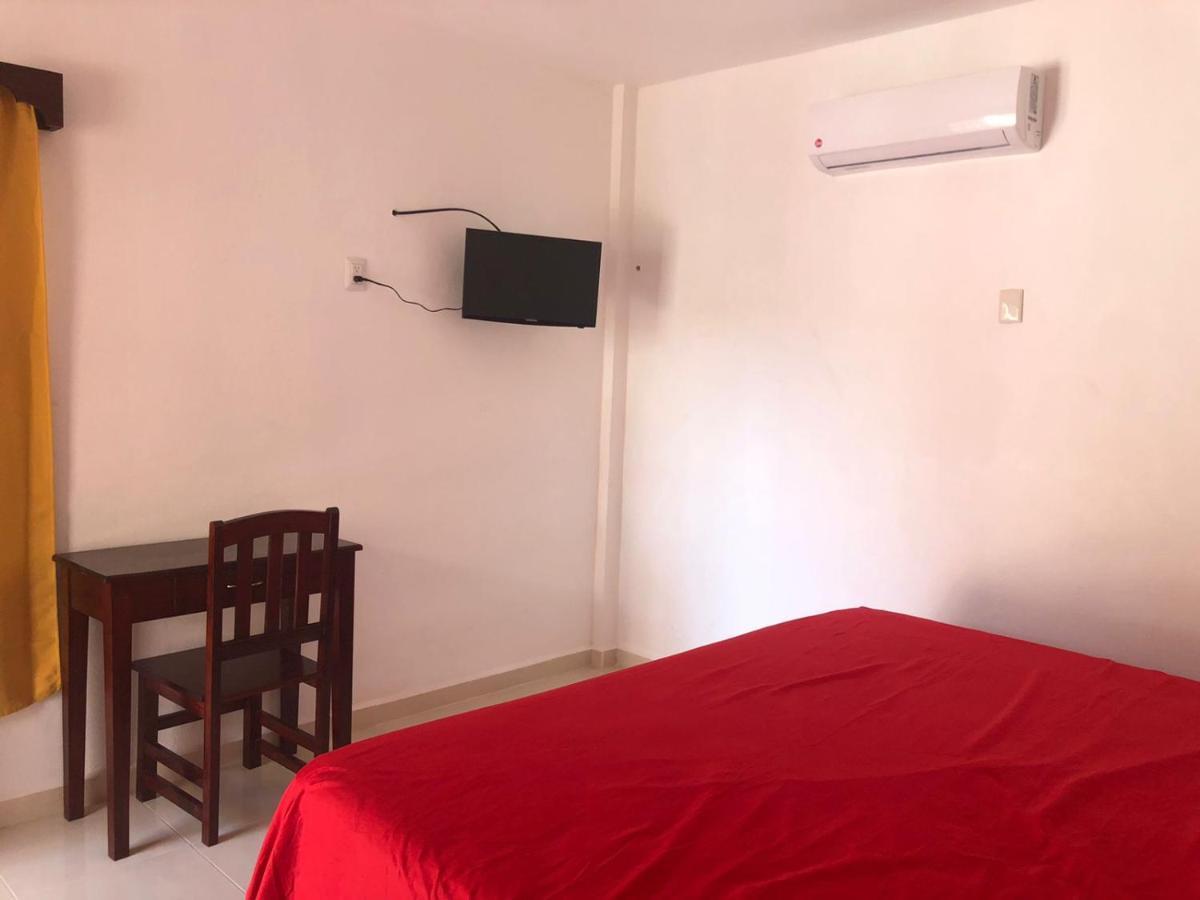 Hotel Villa Diamante Xpujil Buitenkant foto
