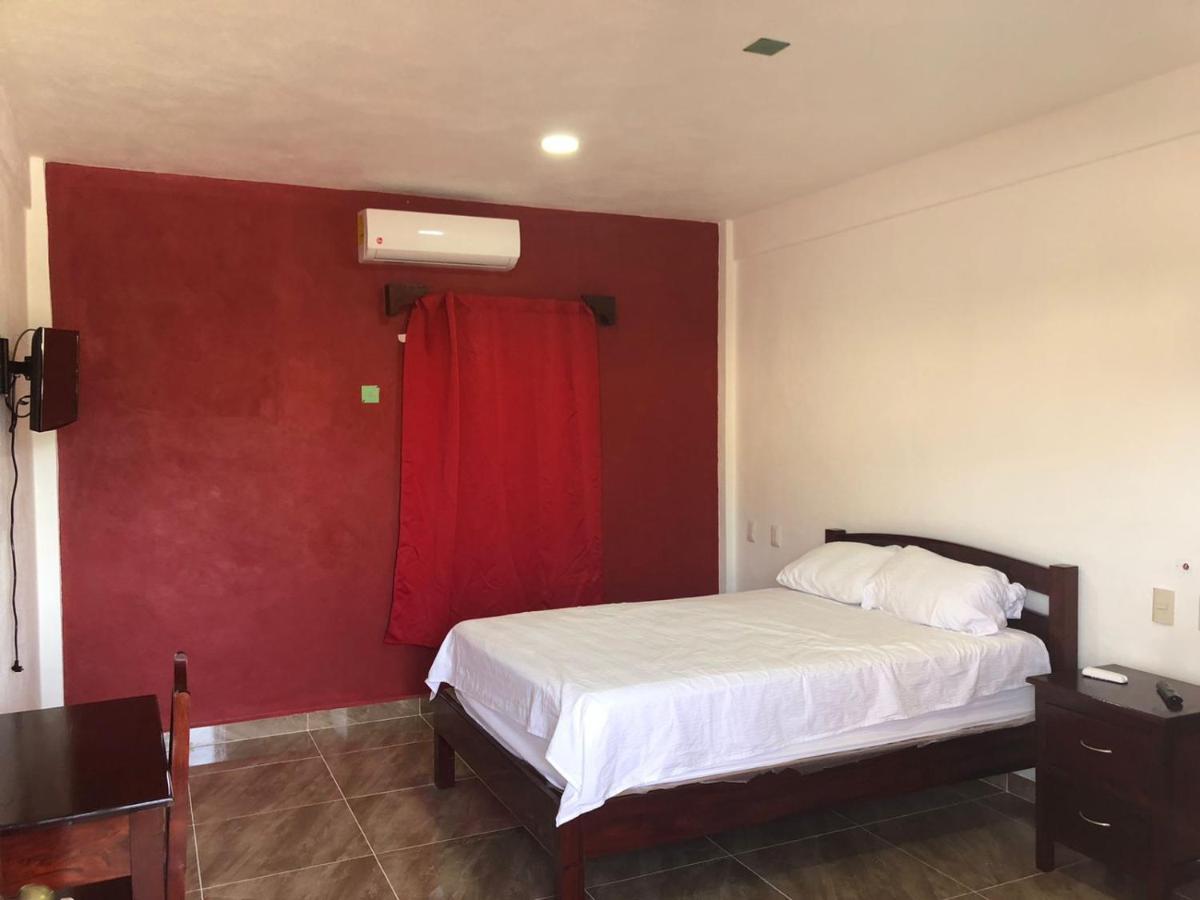 Hotel Villa Diamante Xpujil Buitenkant foto
